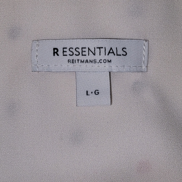 Essentials Light Gray Top - Picture 2 of 3